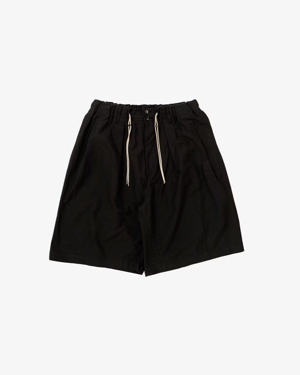 Sillage シアージ circular short pants back satin anthracite サーキュラー ショートパンツ ブラックサテン アンスラサイト