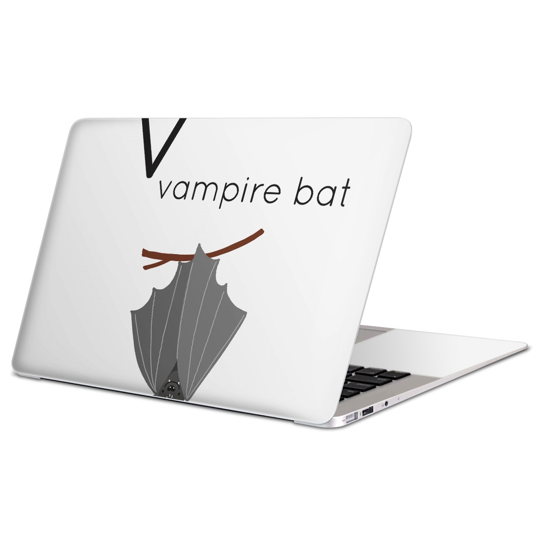 MacBook 用 スキンシール マックブック 13インチ 〜 16インチ MacBook Pro / MacBook Air 各種対応 ノートパソコン カバー ケース フィルム ステッカー アクセサリー 保護 019955 動物 アルファベット V vampire bat画像