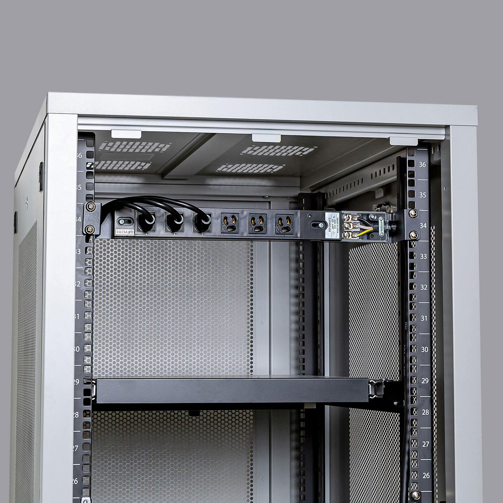 スタンダー サーバーラック用コンセントバー 20A 3Pプラグ 抜け止め 10