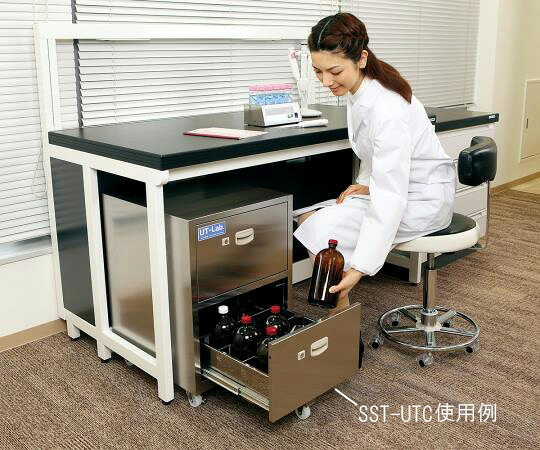 薬品保管ユニット(UT-Lab.)　450×500×652mm