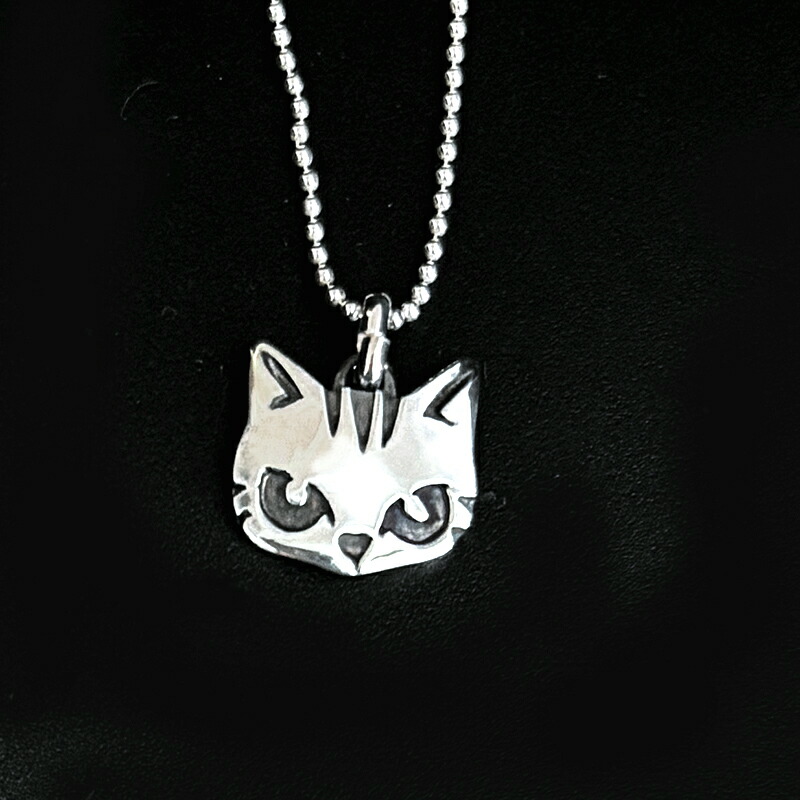猫 シルバーペンダント ネックレス シルバーアクセサリー作家 江口タツオさんのペンダント「猫フェイス」 【猫 アクセサリー】【シルバーアクセサリー】【ハンドメイド】