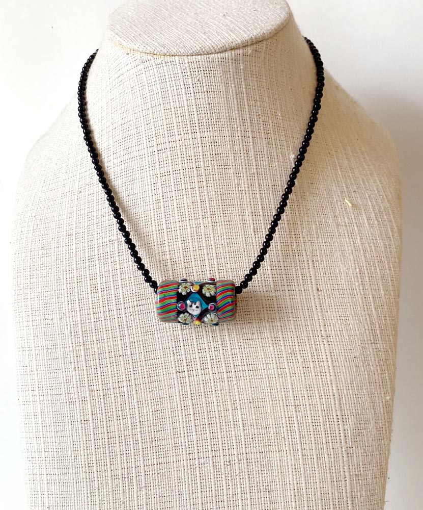 訳ありセール格安 城下鮎子さんの とんぼ玉チョーカー筒型 黒 猫グッズ 雑貨 プレゼント Fucoa Cl