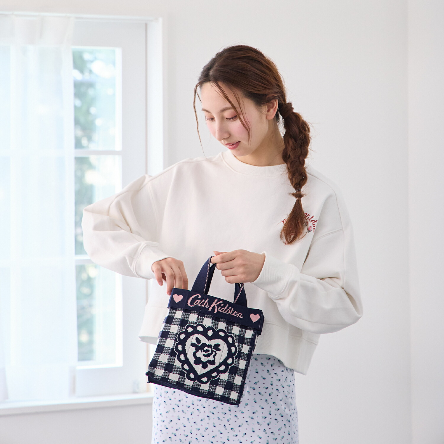 キャスキッドソン　knt365 ニット　バッグ　Cath Kidtson キャス キッドソン × KNT365】洗えるニットバッグがすごい！365