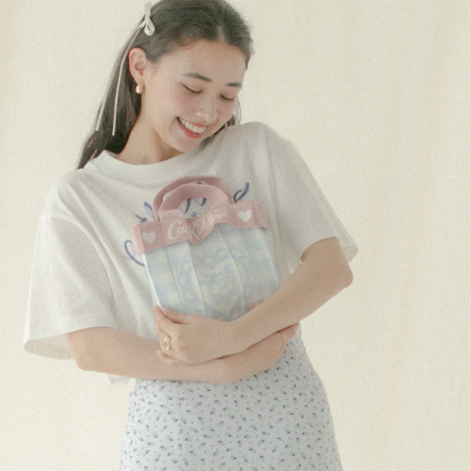 キャスキッドソンKNT365 Co-Knitty Gingham Rose CK × KNT365 Co-Knitty Gingham Rose | Cath Kidston 日本公式