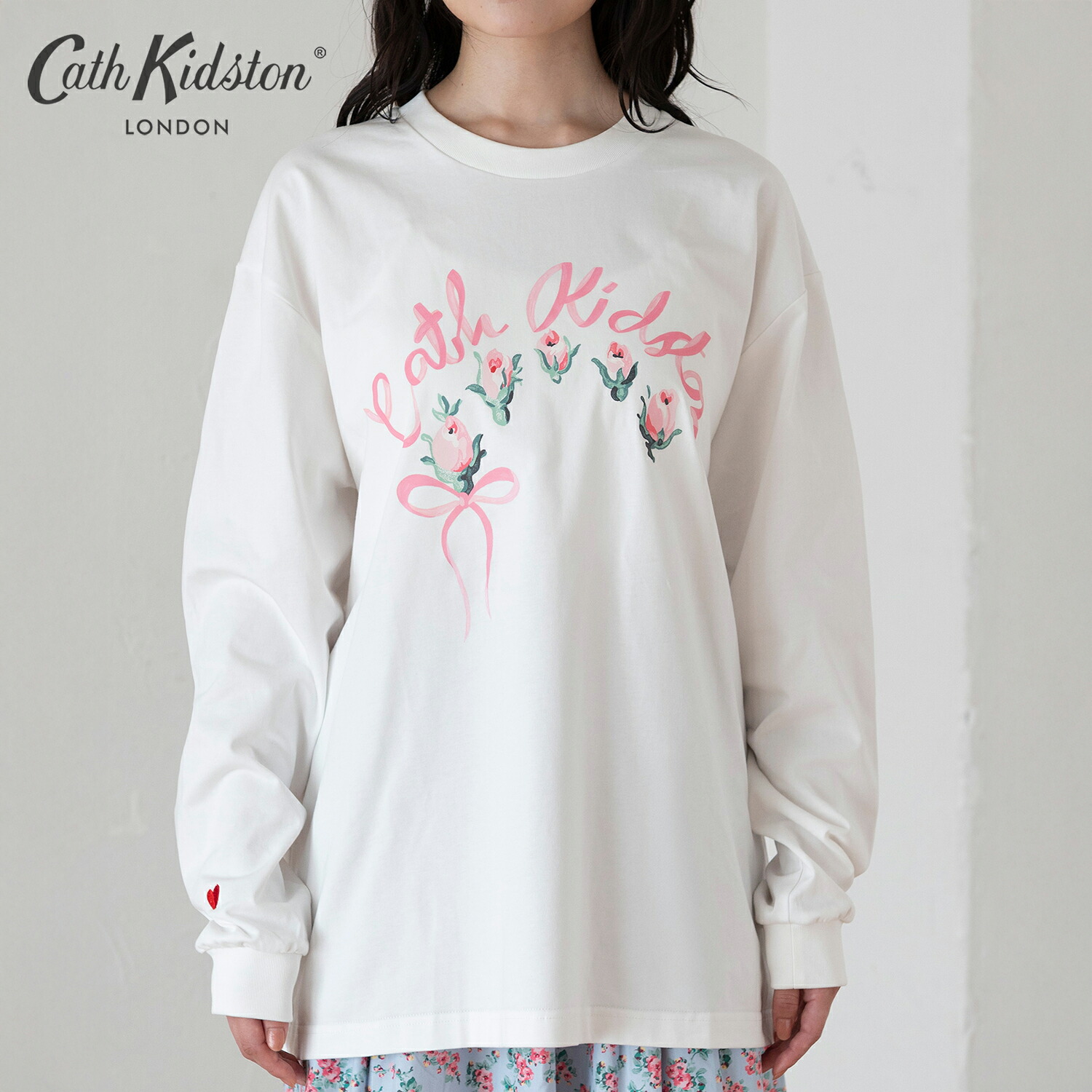 キャス キッドソン 公式 ロングスリーブTシャツ Ribbon Floral / T-shirt レディース ロンT オーバーサイズ プリント カットソー 長袖 Tシャツ トップス 体型カバー キャスキッドソン Cath Kidston n251003