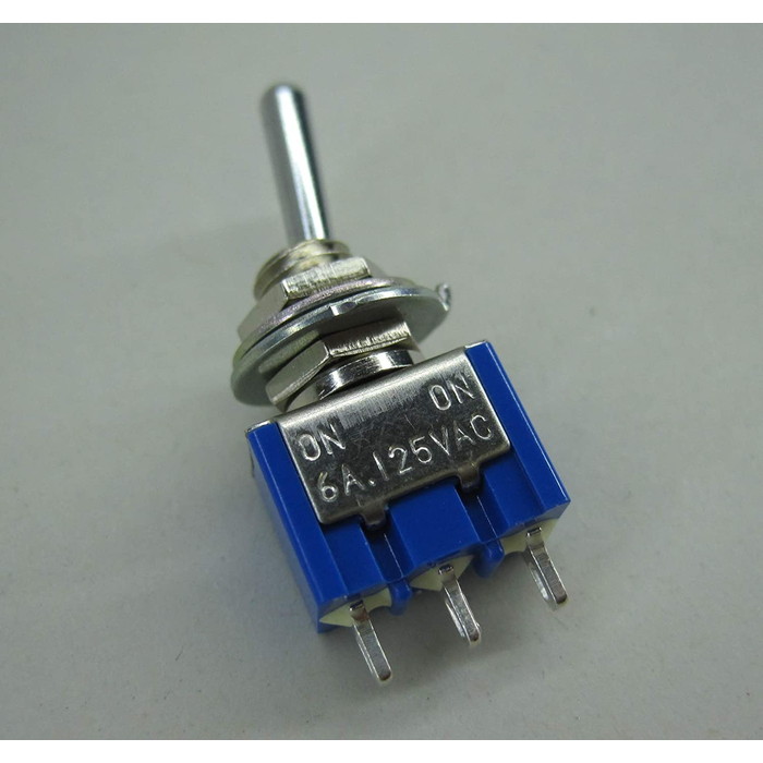 MFJ-1704 アンテナ切替器　4ポート MFJ-1704 アンテナ切替器 4ポート
