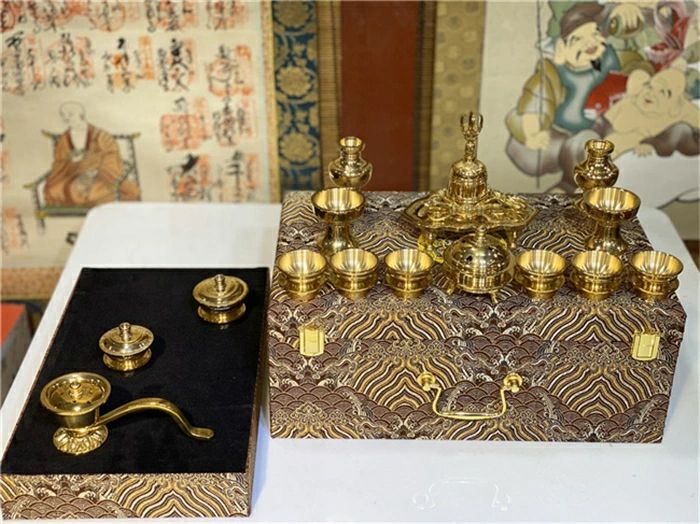 楽天市場】【送料無料】希少 佳品 法具輪宝＆輪羯台セット羯磨＆真鍮製