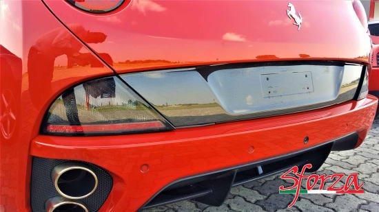 お取り寄せ / 受注生産品 Sforza フェラーリ カリフォルニア カーボン リアパネル｜6wheels LIFE
