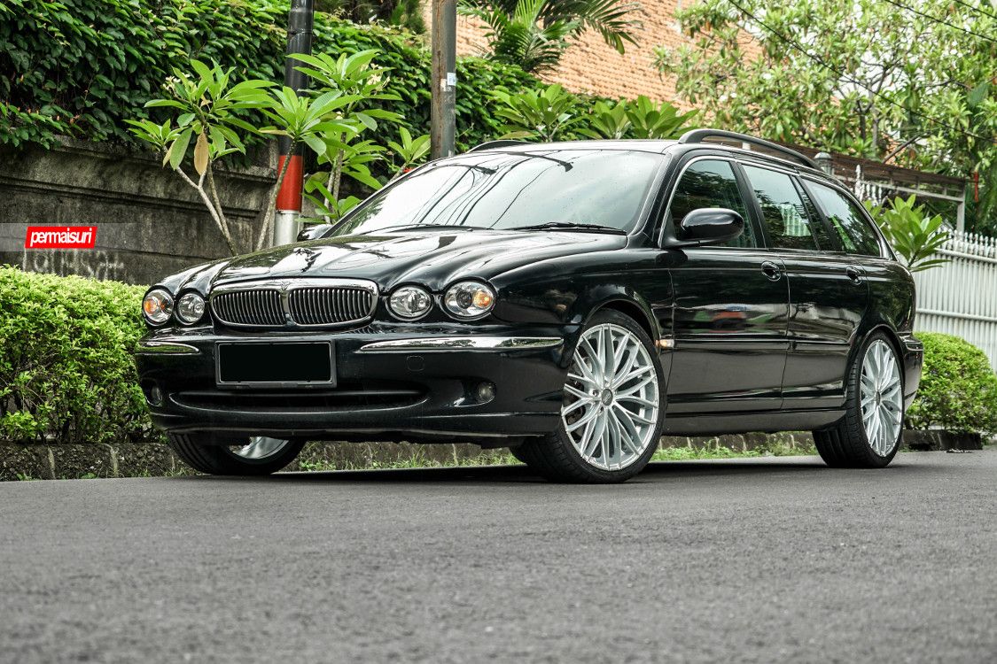 楽天市場】Italia 150 5H アルミホイール 4本セット 17インチ