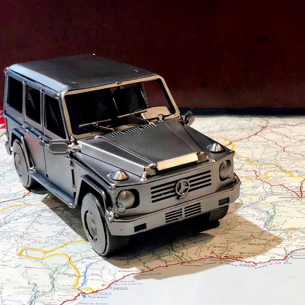 【正規輸入品】　HINZ & KUNST / ヒンツ＆クンスト メタルオブジェ / German Four-wheel drive | Gクラス ゲレンデヴァーゲン モデルカー ミニチュア ミニカー ディスプレイモデル ギュンターシュルツ ハンドメイド 手作り 希少 リサイクル材 腐食防止処理済み