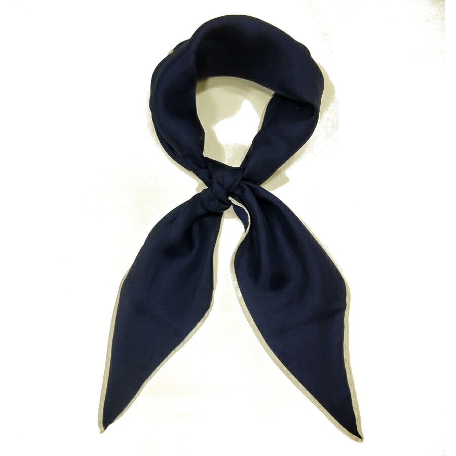 【新入荷】COURSE（教科課程）ひし形えり巻き バンダナ 地絹100% イタリア製 CR619002-80 米国海軍ｘ白いこと ひと通り ユニ一発やる