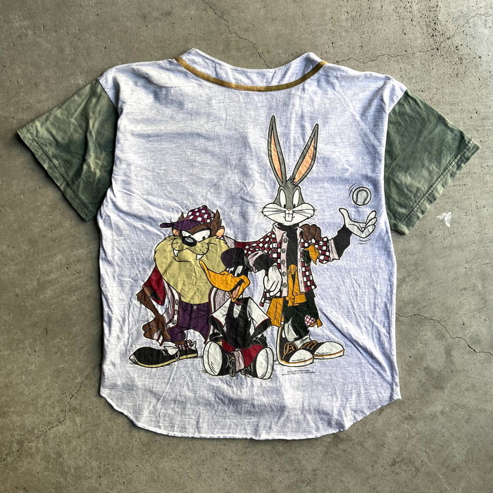 90年代 Usa製 ルーニーテューンズ キャラクタープリント ベースボールシャツ メンズl相当 中古 海外買い付け古着 Butlerchimneys Com