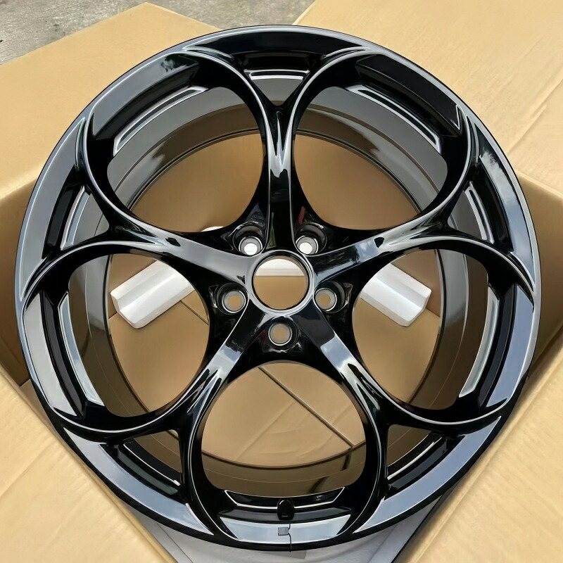 アルファロメオ ジュリア 19 インチ ガンメタ ホイール 4 本セット 19x8J 鍛造 軽量 グロスブラック カスタムホイール
