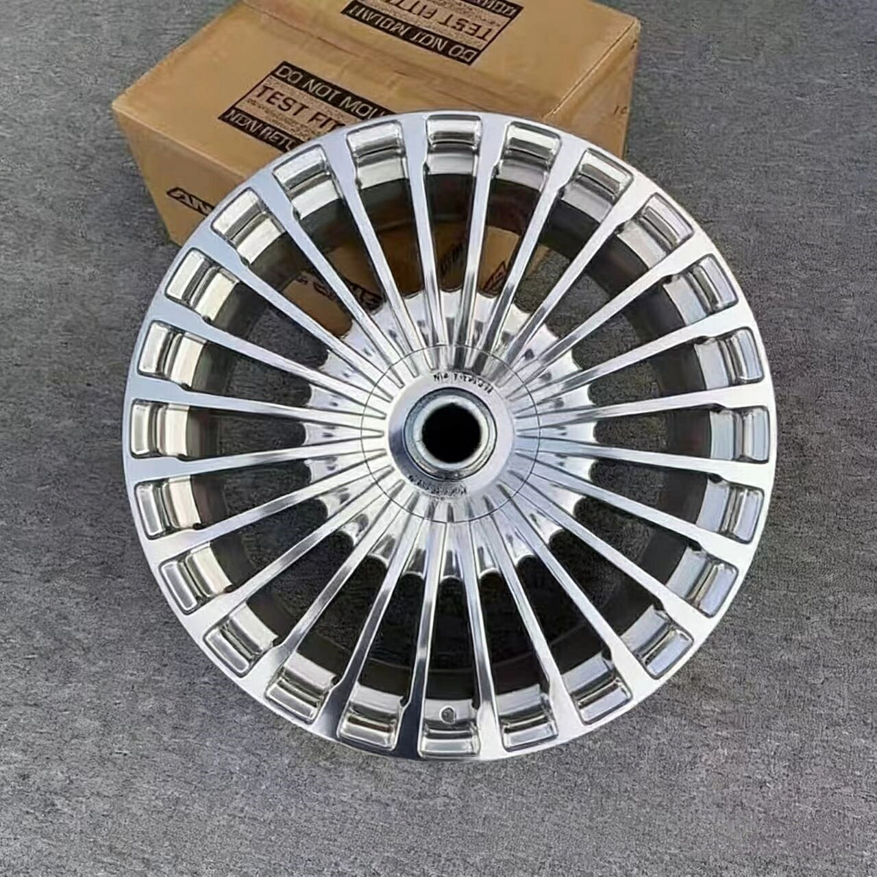 【2つ】20x9.5J メルセデス・ベンツ GLS600/GLS480/GLE350/GLC300/GLC260/Eクラス 対応 鍛造アルミホイール|c-shop01