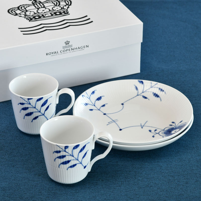 ロイヤルコペンハーゲン　プリンセス スナックセット rc1080196_thu.jpg