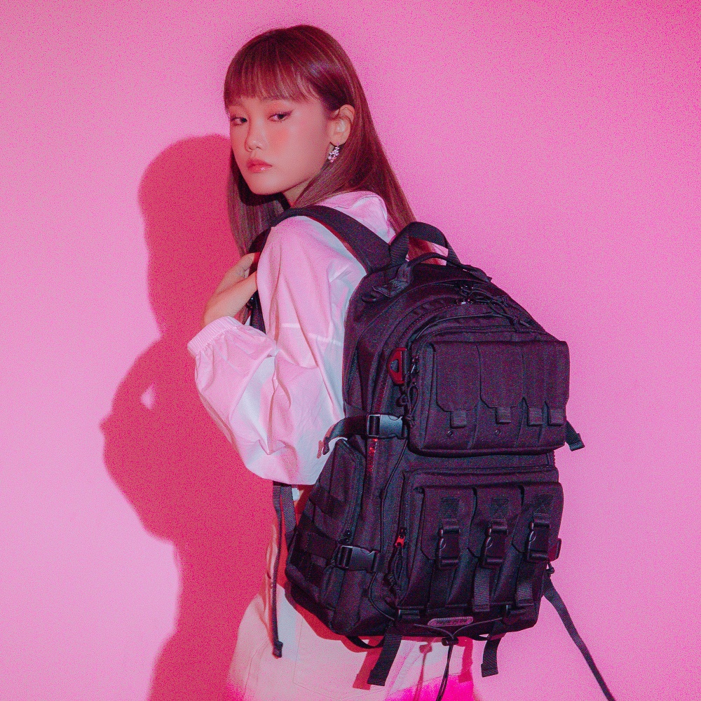 楽天市場 韓国風 韓国 リュック 新学期 新生活 可愛い 21年 Daylife Tech Plus Backpack 大容量 収納 女性 レディース デイバッグ リュック 中学 高校 通学 高校生 女子 おしゃれ 大人 女子高生 リュック 通学リュック リュック Cee Cloud Shop