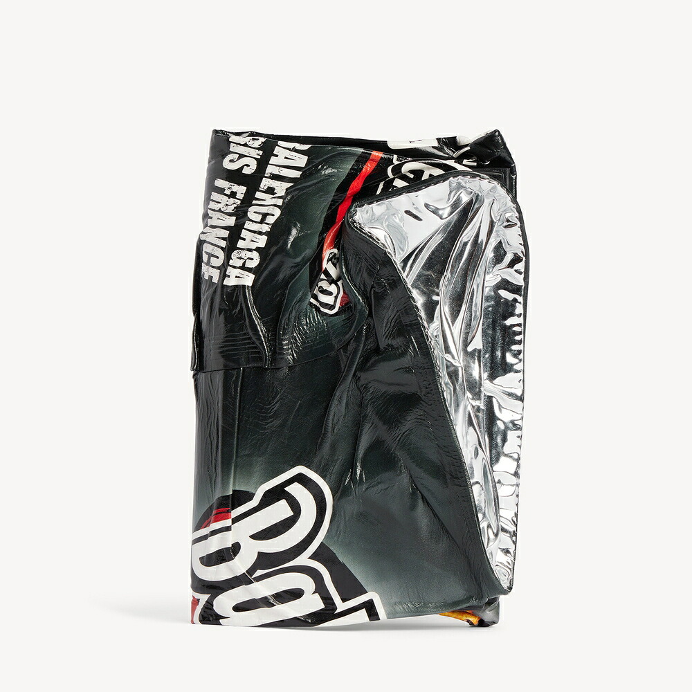 バレンシアガ BALENCIAGA メンズ CHIPS PASSPORT 保持者【黒いこと 】【貨物輸送無料】【置き目品】