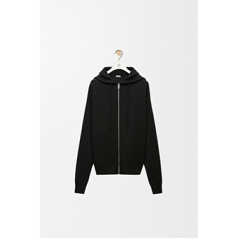 【24AW NEW】LOEWE / レザーパッチポケット付きパーカー / 2色 ルック】「ロエベ」2024-25年秋冬メンズ・コレクション - WWDJAPAN