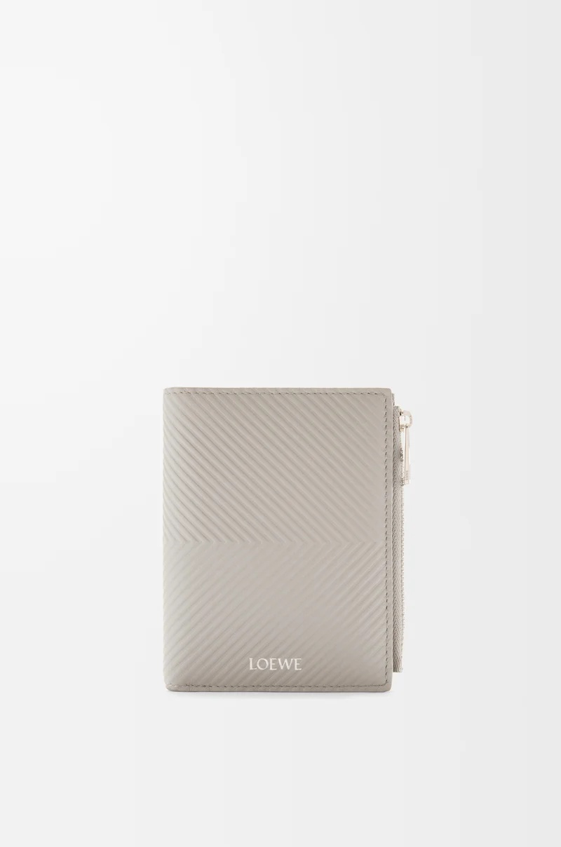 ロエベ LOEWE 2025秋冬メンズ か細い パウダーコンパクト ウォレット 紙入れ（テクスチャードクラシックカーフ）【貝殼薄墨色 】【貨物輸送無料】【置き目品】
