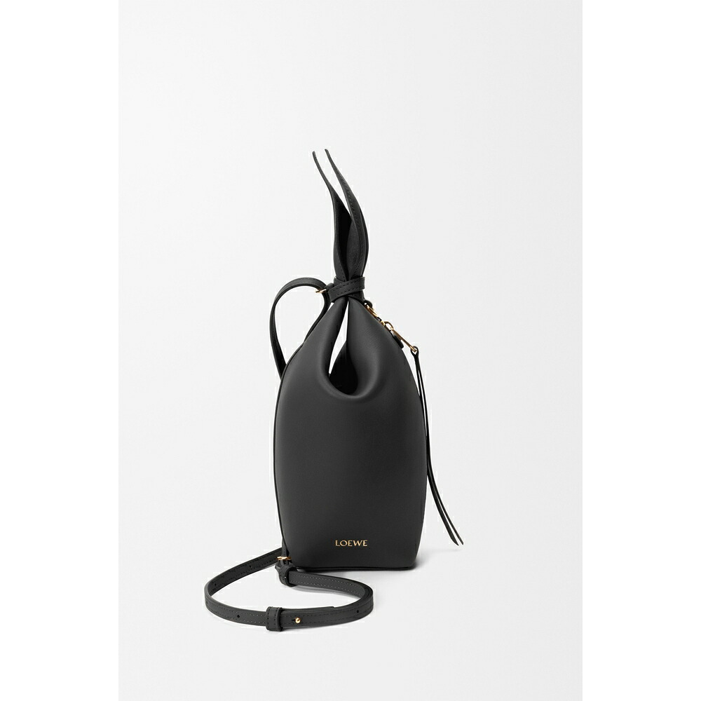 ロエベ LOEWE 2026秋冬レディース スカーフ バックパック スムースカーフ【ブラック 】【送料無料】【正規品】｜ブランドバッグ・雑貨CELEBRITY