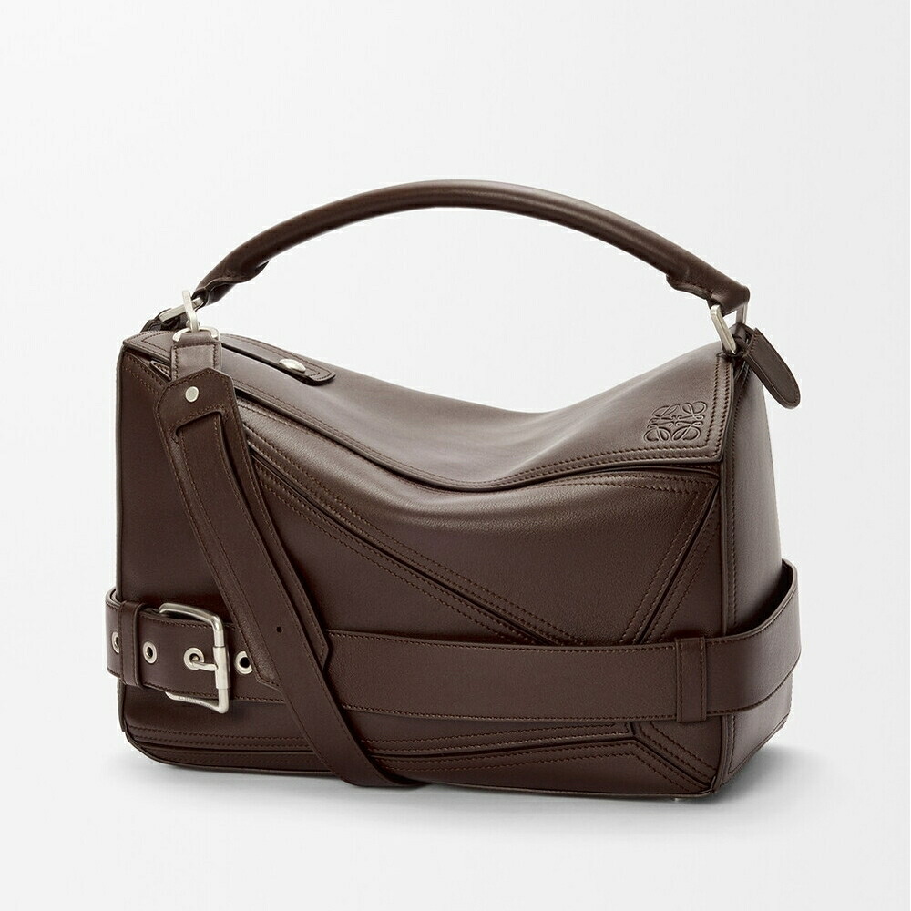 ロエベ LOEWE 2026春夏メンズ 考えもの バイ鉄道車両 御徒面子 ラージ【ダークブラウニー 】【貨物輸送無料】【定め事品】