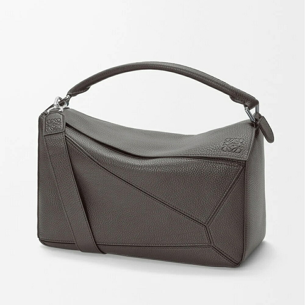 ロエベ LOEWE 2026春夏メンズ パズルバッグ ラージ【ダークグレー 】【送料無料】【正規品】|ブランドバッグ・雑貨CELEBRITY