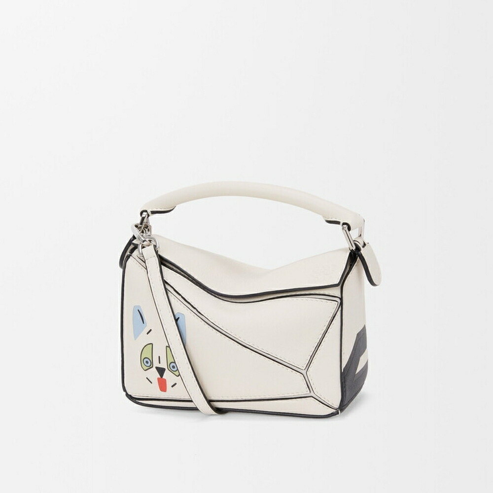ロエベ LOEWE 2026春夏レディース フューチャリスト 猫 謎あわせ御徒面子 ミニ【ホンブルグ帽白いこと 】【貨物輸送無料】【置き目品】