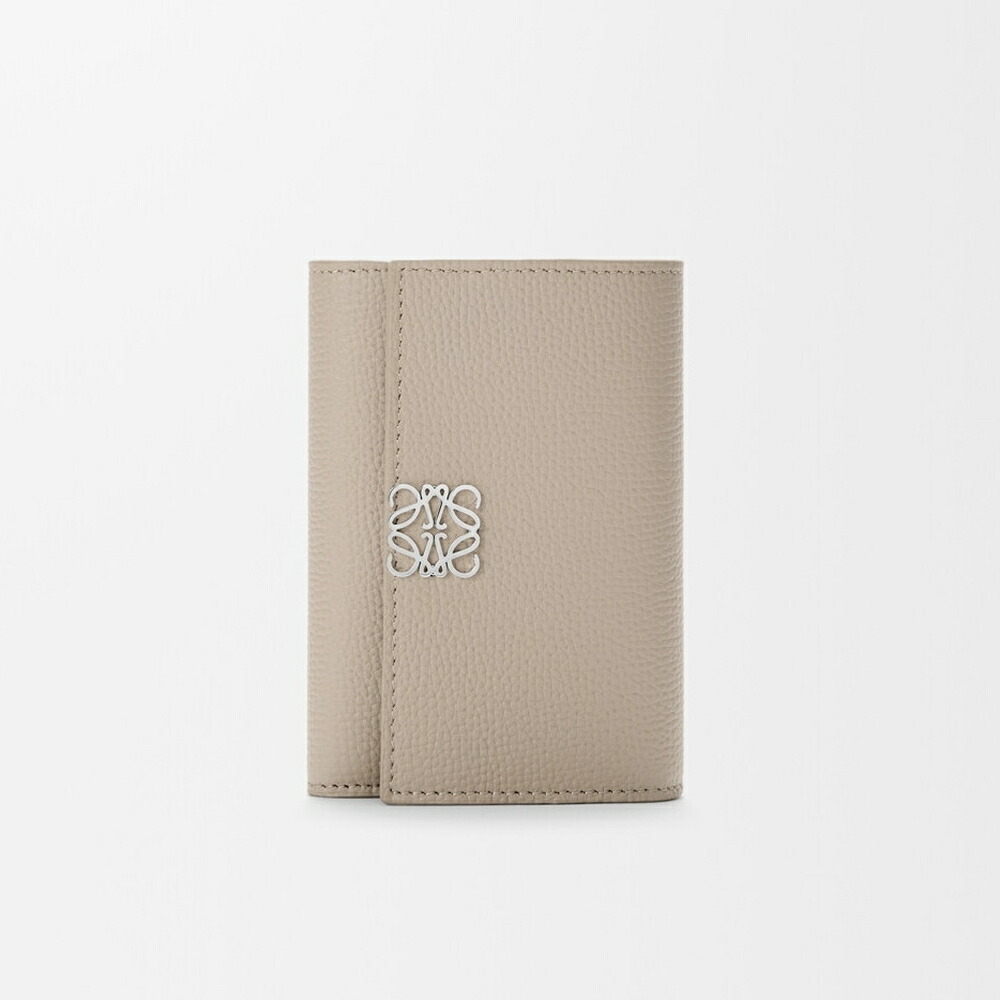 ロエベ LOEWE 2026春夏レディース アナグラム バーティカル ウォレット 財布 スモール【クレイ 】【送料無料】【正規品】