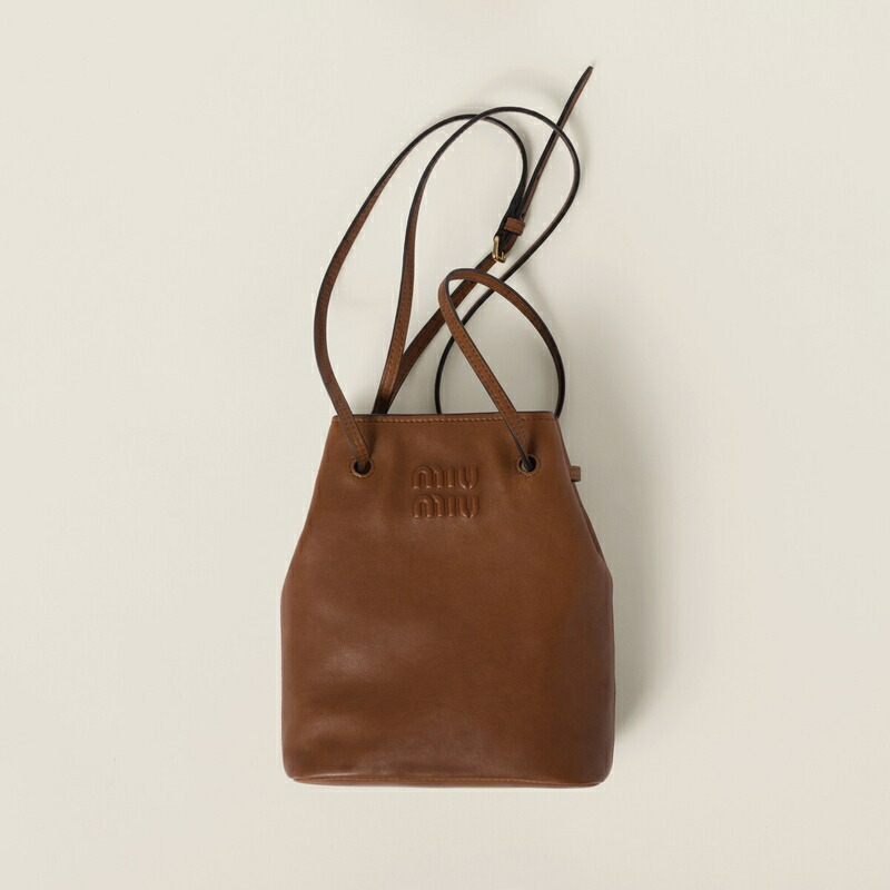 miumiu ブラウンレザーバッグ Miu Miu Beau レザーバッグ | ブラウン | FARFETCH JP