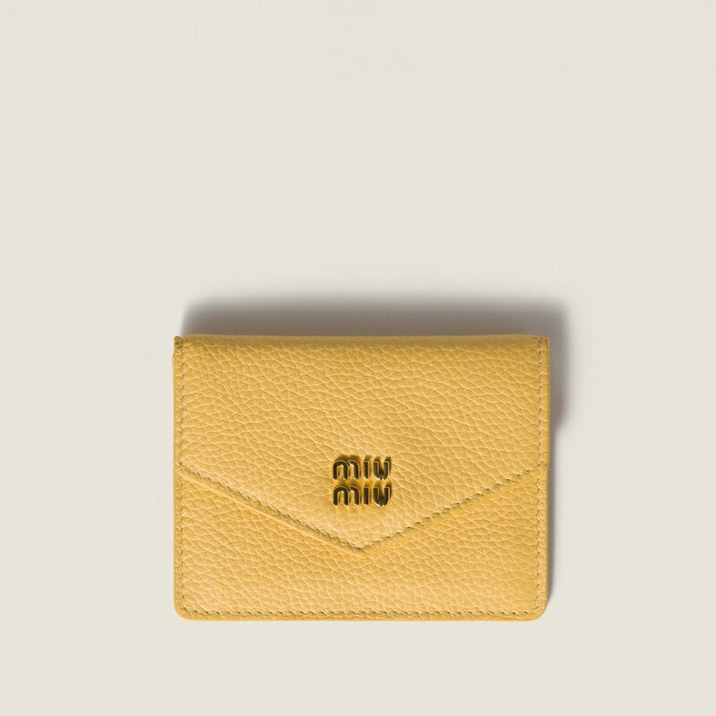 【美品】MIUMIU名刺入れ カードケース クロコダイル型押し カードケース パスケース 名刺入れ クロコ型押し レザー 赤