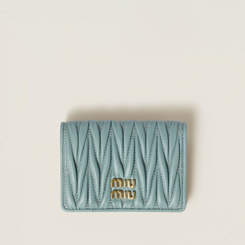 国内即発【MIUMIU】マテラッセ カードケース 5MC104 SALVIA ミュウミュウ （MIUMIU） マテラッセ カードケース 名刺入れ