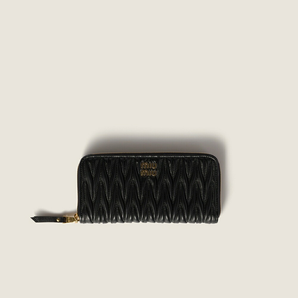 ミュウミュウ MIU MIU ラージ マトラッセ ナッパレザー ウォレット5ML506_AFPP_F0002【黒いこと 】【貨物輸送無料】【決まり品】 バッグ・小物・ブランド雑貨-財布・ケース