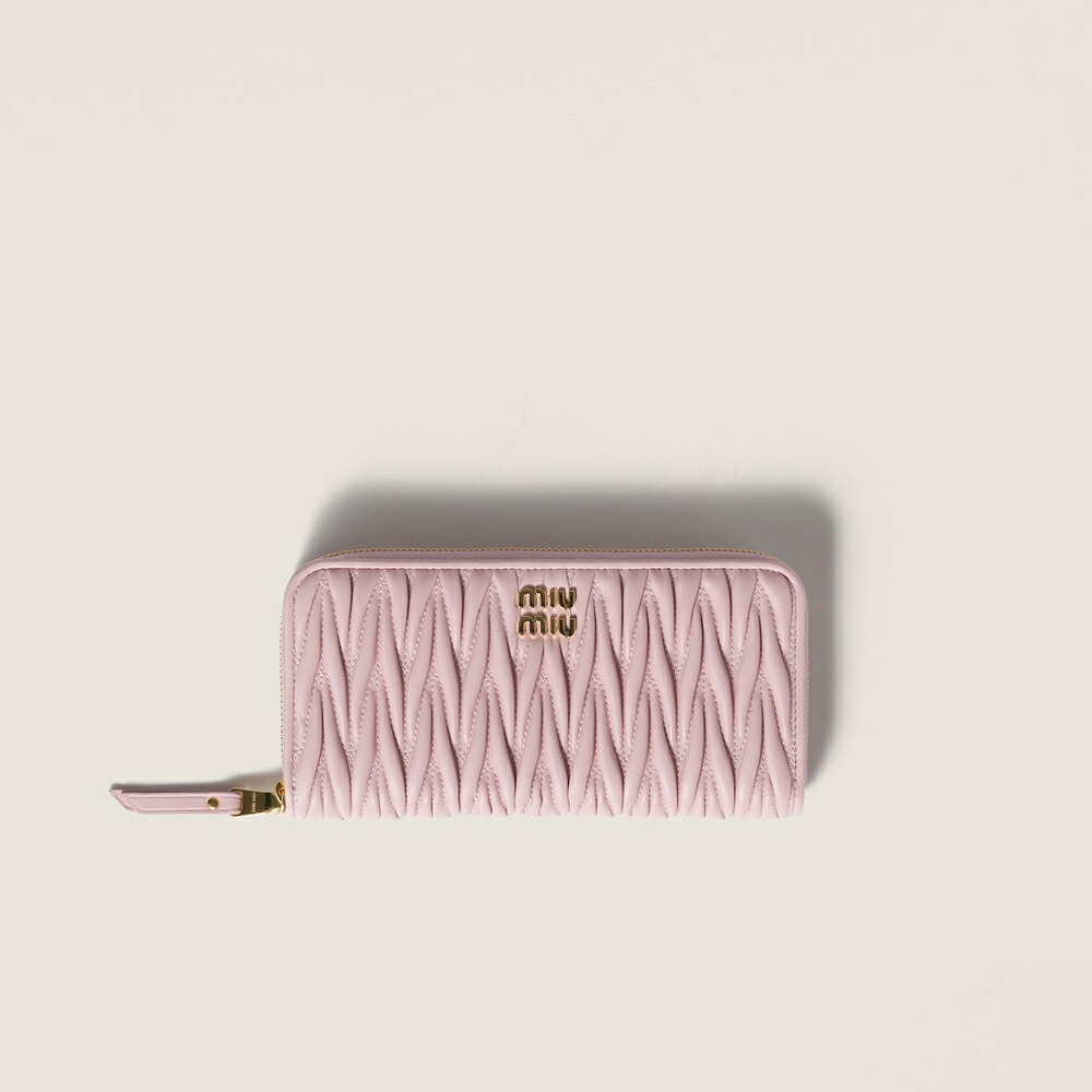 ミュウミュウ MIU MIU ラージ マトラッセ ナッパレザー ウォレット5ML506_AFPP_F0E18【ピンク 】【送料無料】【正規品】