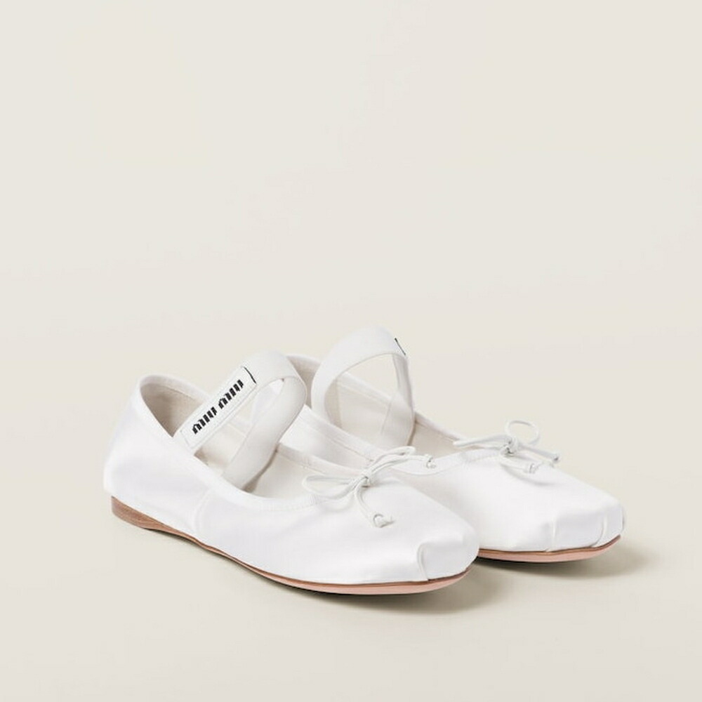 ミュウミュウ MIU MIU 繻子女性バレエダンサー 5F794D_QU6_F0009_F_DX05【白いこと 】【貨物輸送無料】【定め事品】