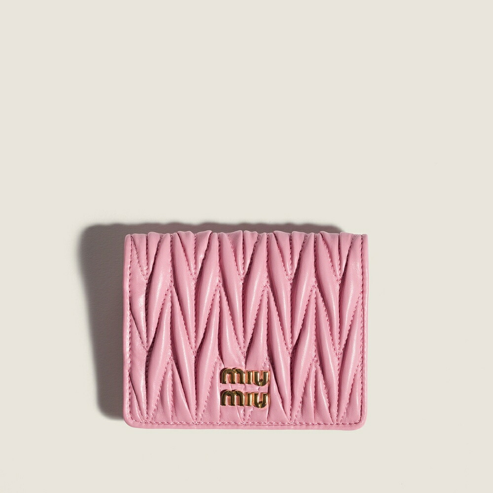 ミュウミュウ MIU MIU マテラッセレザー 折り財布 5MV204_AFPP_F0028【ピンク 】【送料無料】【正規品】｜ブランドバッグ・雑貨CELEBRITY