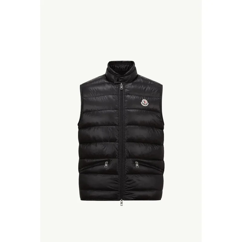 モンチッチ　モンクレールベスト MONCLER (モンクレール) 胸元ジッパーポケット付き ロゴパッチ