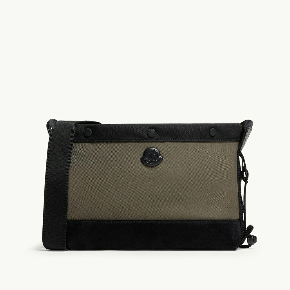 2025/26秋冬 MONCLER モンク軌跡 メンズNEW TECH WATER-REPELLENT CROSSBODY BAG御徒面子【Verde Oliva 】【貨物輸送無料】【定め事品】