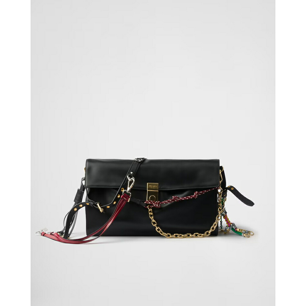 プラダ PRADA 2026秋冬 レディース チャーム付 ソフトサウンド ラージ レザー ショルダーバッグ1BD378_2C6A_F0002_V_OO6【ブラック 】【送料無料】【正規品】｜ブランドバッグ・雑貨CELEBRITY