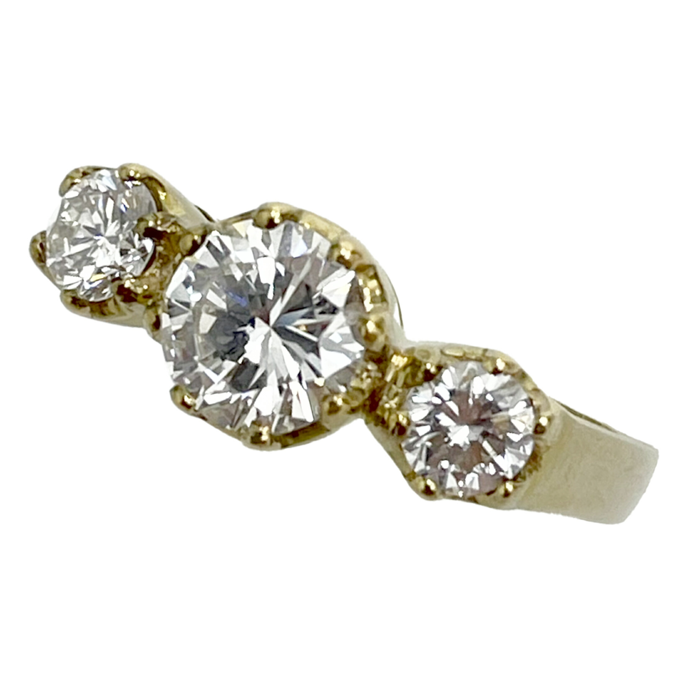 ★ダイヤモンドデザインリング　イエローゴールド　K18　ダイヤモンド1.01ct　#9　Ａ１　【中古】