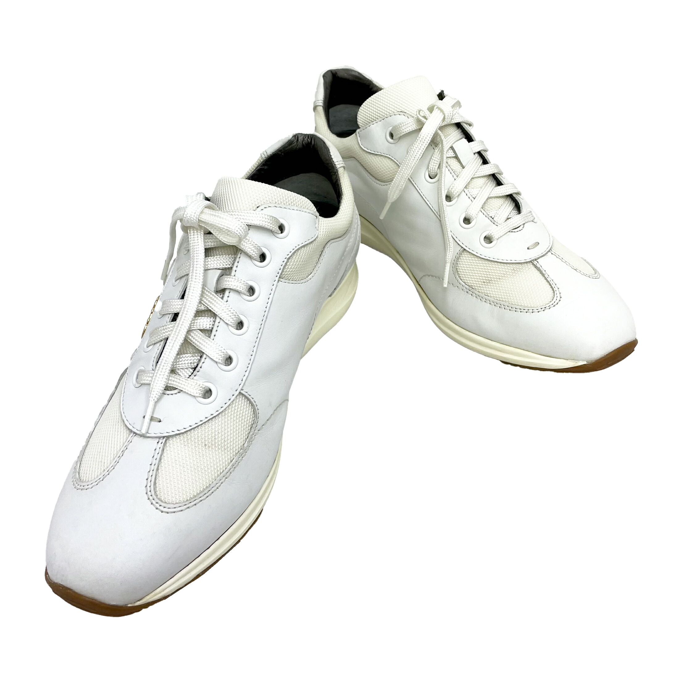 Ｓａｌｖａｔｏｒｅ　Ｆｅｒｒａｇａｍｏ　フェラガモ　スニーカー　ガンチーニプレート付　ホワイト　カーフ　#7 1/2　　Ａ２　【中古】