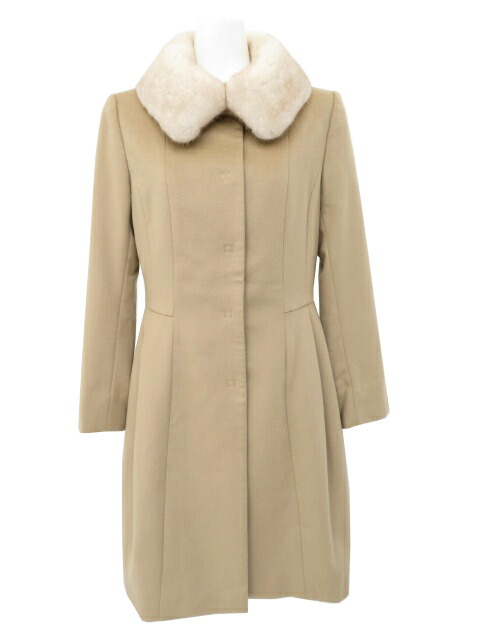 FOXEY BOUTIQUE ベージュ トレンチコート 38 FOXEY BOUTIQUE ベージュ トレンチコート 38 FOXEY BOUTIQUE