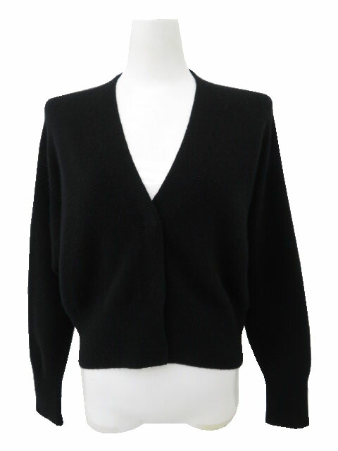 FOXEY 黒の七分袖カーディガン ボタン付き 44122 Initial Cardigan – FOXEY 公式オンラインブティック