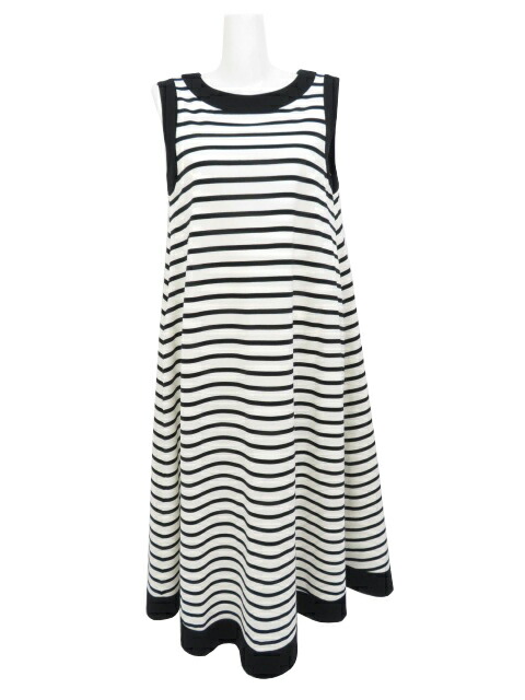 ✨️未使用級×2023✨️ フォクシー バロン ドレス 再販 ロング 38 ✨️未使用級×2023✨️ フォクシー バロン ドレス 再販 ロング