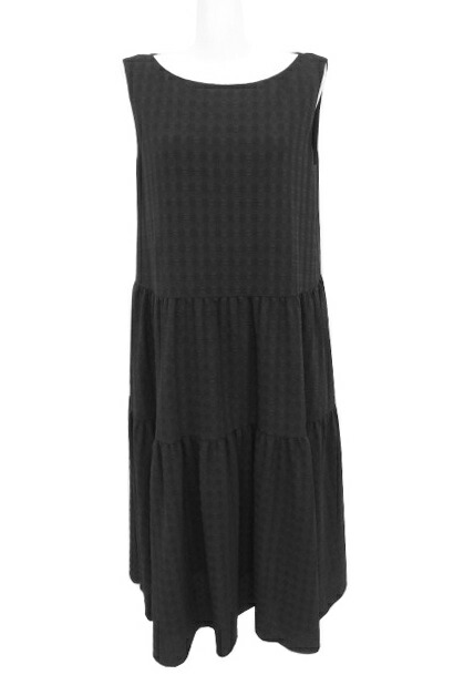 ＦＯＸＥＹ ＮＥＷ ＹＯＲＫ ナンタケットドレス 45401 黒いこと 40 \u002725年 A1【中古】