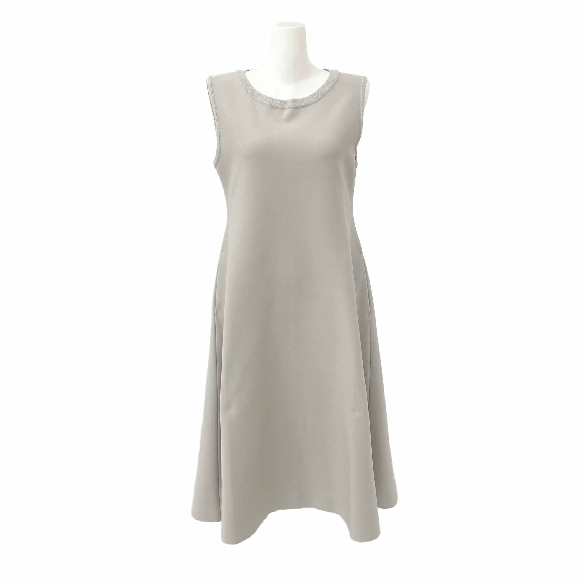 ＦＯＸＥＹ ＢＯＵＴＩＱＵＥ 編み物御召しもの ル・パルク 45831 砂子ベージュ 40 \u002726年 未当て嵌める【中古】
