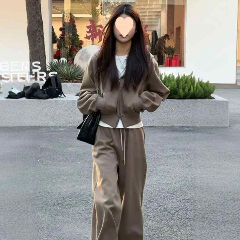 レディース セットアップ スウェット ショート丈 ワイドパンツ 2点セット 上下セット 細見え 体型カバー 楽ちん スポーティー カジュアル リラックス 動きやすい 普段使い 春