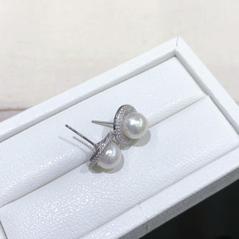 ピアス ジルコニア イエローゴールド ホワイトゴールド 高級感 軽量 女性用
