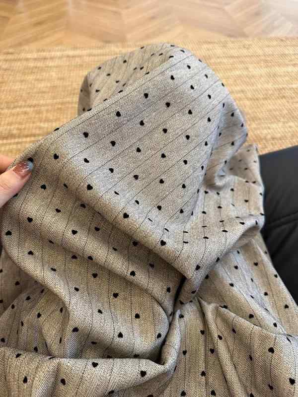 レディース ワイドパンツ スラックス ロング丈 落ち感 ドット柄 ストライプ柄 ゆったり リラックス 楽ちん 体型カバー 美脚 脚長効果 きれいめ 上品 カジュアル 通勤 オフィス 普段使い 秋 カーキ