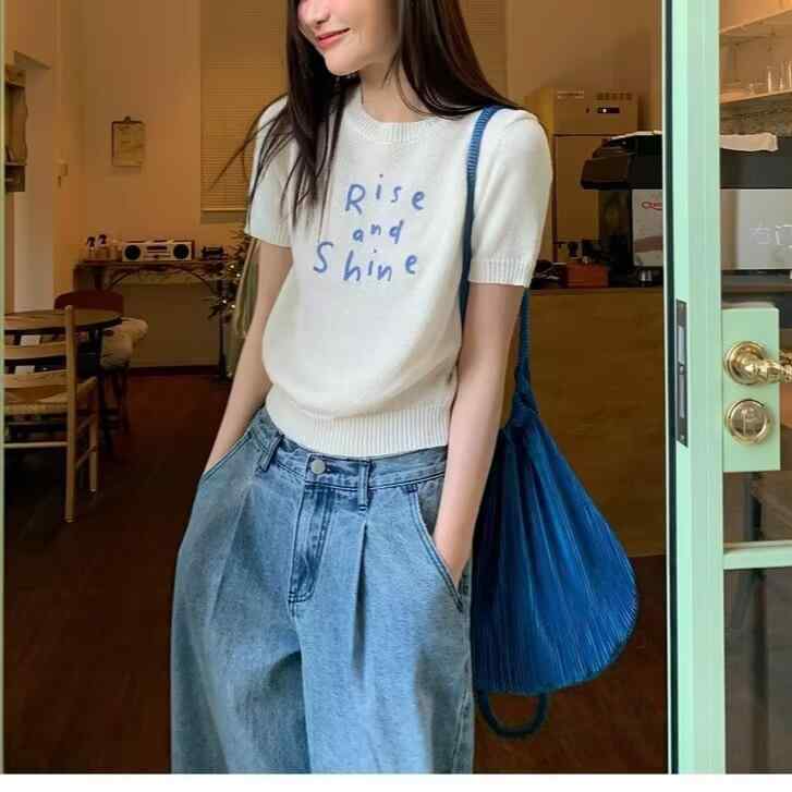 レディース 春夏 半袖 ニット Tシャツ トップス コントラストカラー アルファベット刺繍 ゆったり ルーズ 短め丈 ショート丈 カジュアル かわいい デザイン