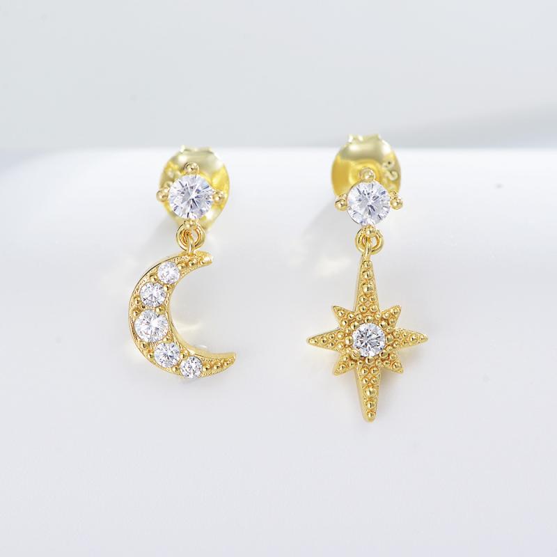 ピアス レディース ジルコニア 星 月 八芒星 アシンメトリック ショート 純銀 イヤリング アクセサリー ファッション 日常使い 軽量 輝き モチーフ デザイン 女性向け 耳飾り シンプル スタイリッシュ トレンド